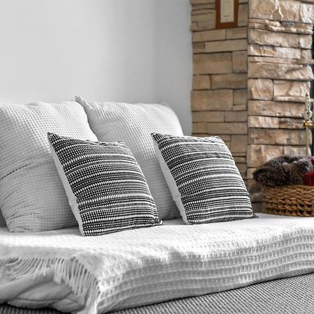 ⭐️ Luxury Mountain View Studio In Canmore ⭐️ Екстериор снимка