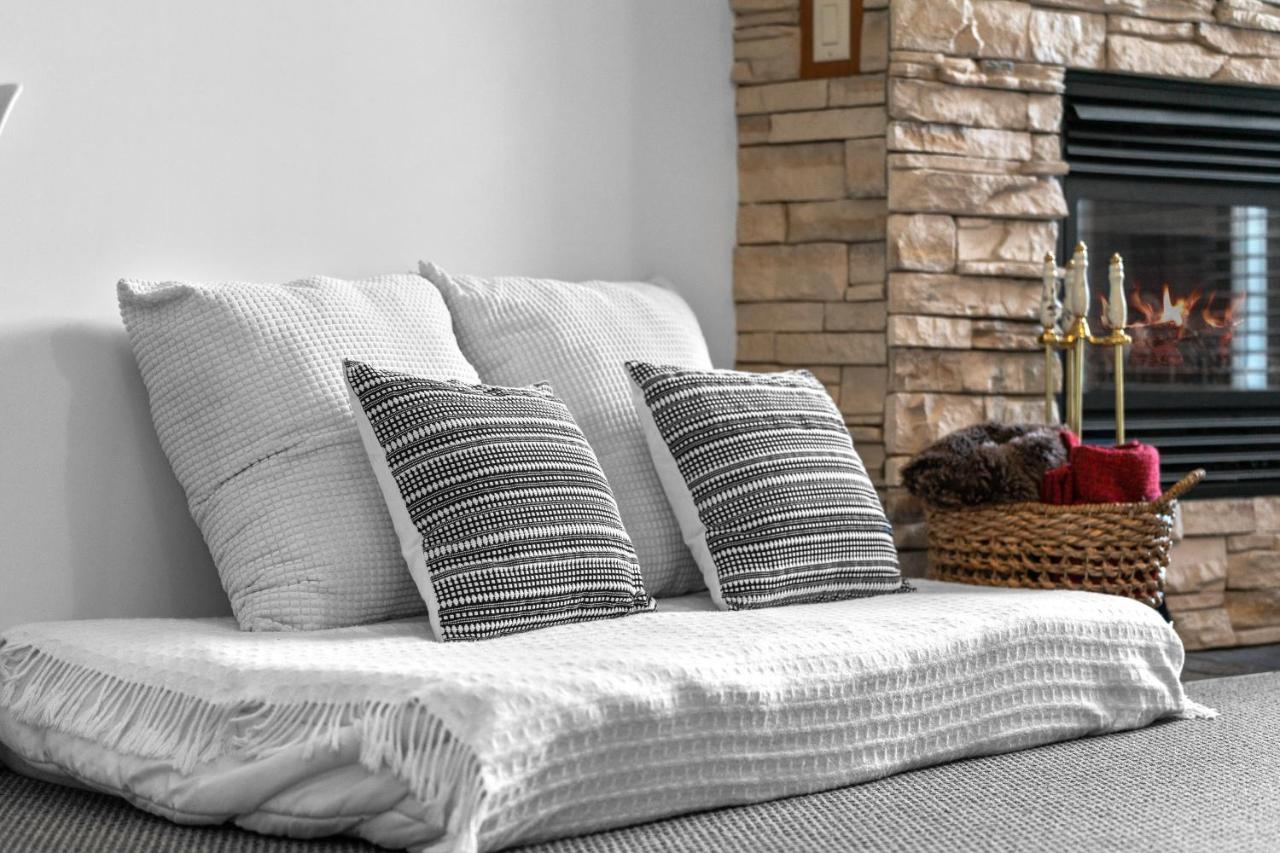 ⭐️ Luxury Mountain View Studio In Canmore ⭐️ Екстериор снимка