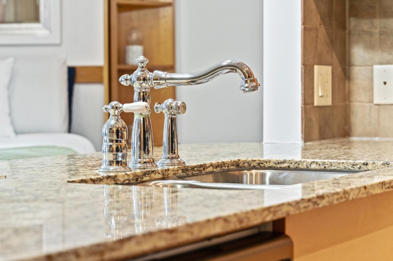 ⭐️ Luxury Mountain View Studio In Canmore ⭐️ Екстериор снимка